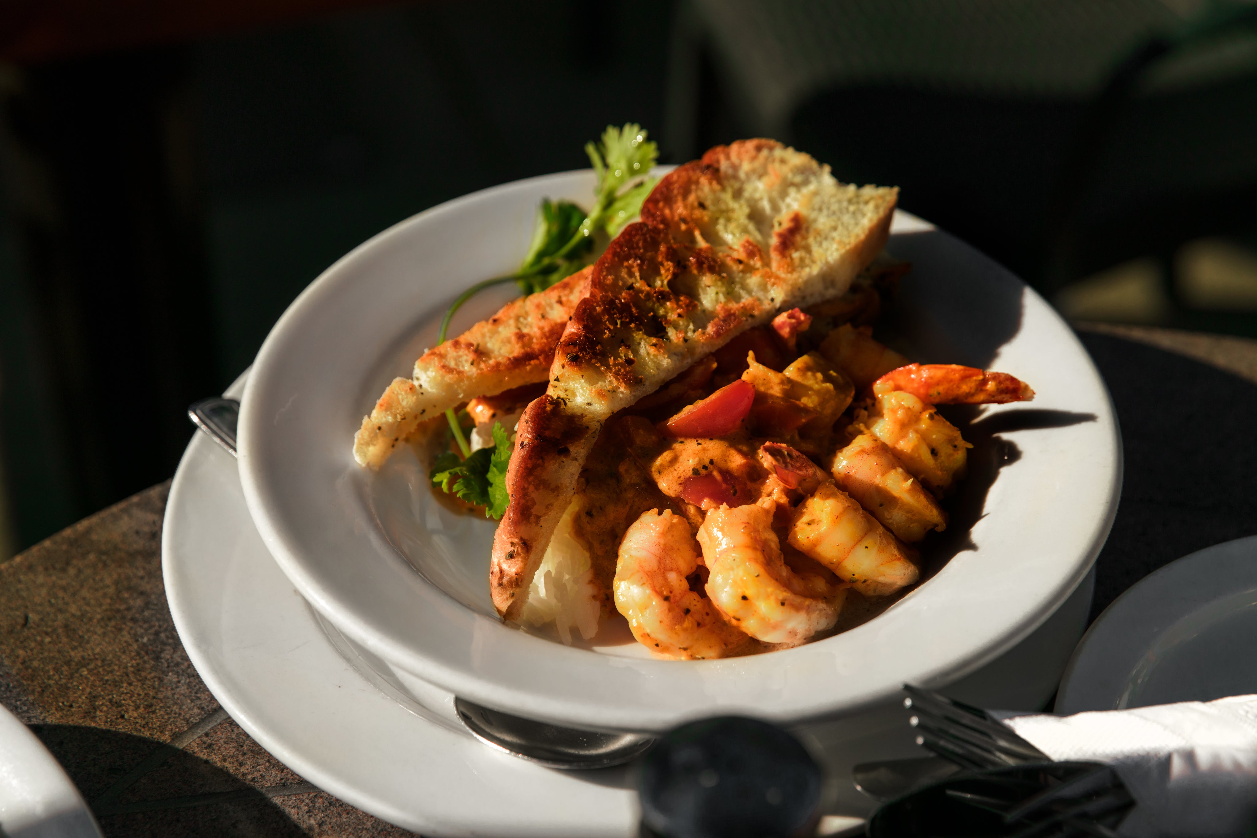 Shrimp lunch dish